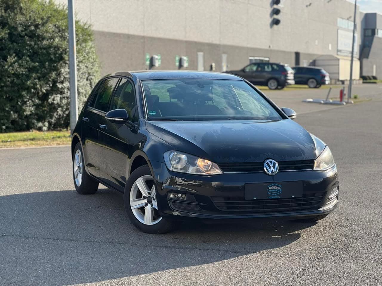 Volkswagen Golf VII Trendline Bluemotion Tech - Verkocht - YOUR MOTORS