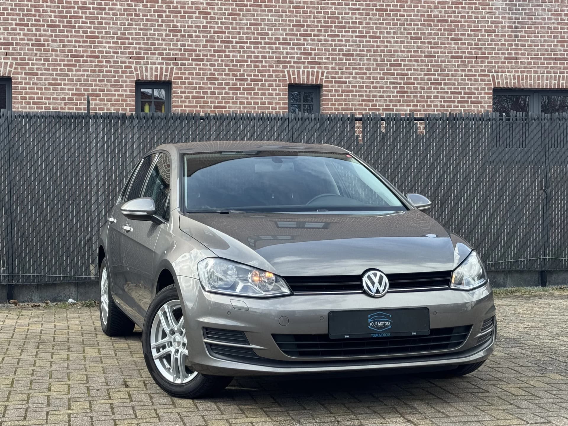 Volkswagen Golf TRENDLINE BLUEMOTION TECH 2015 tweedehands te koop — YOUR MOTORS Sint-Niklaas