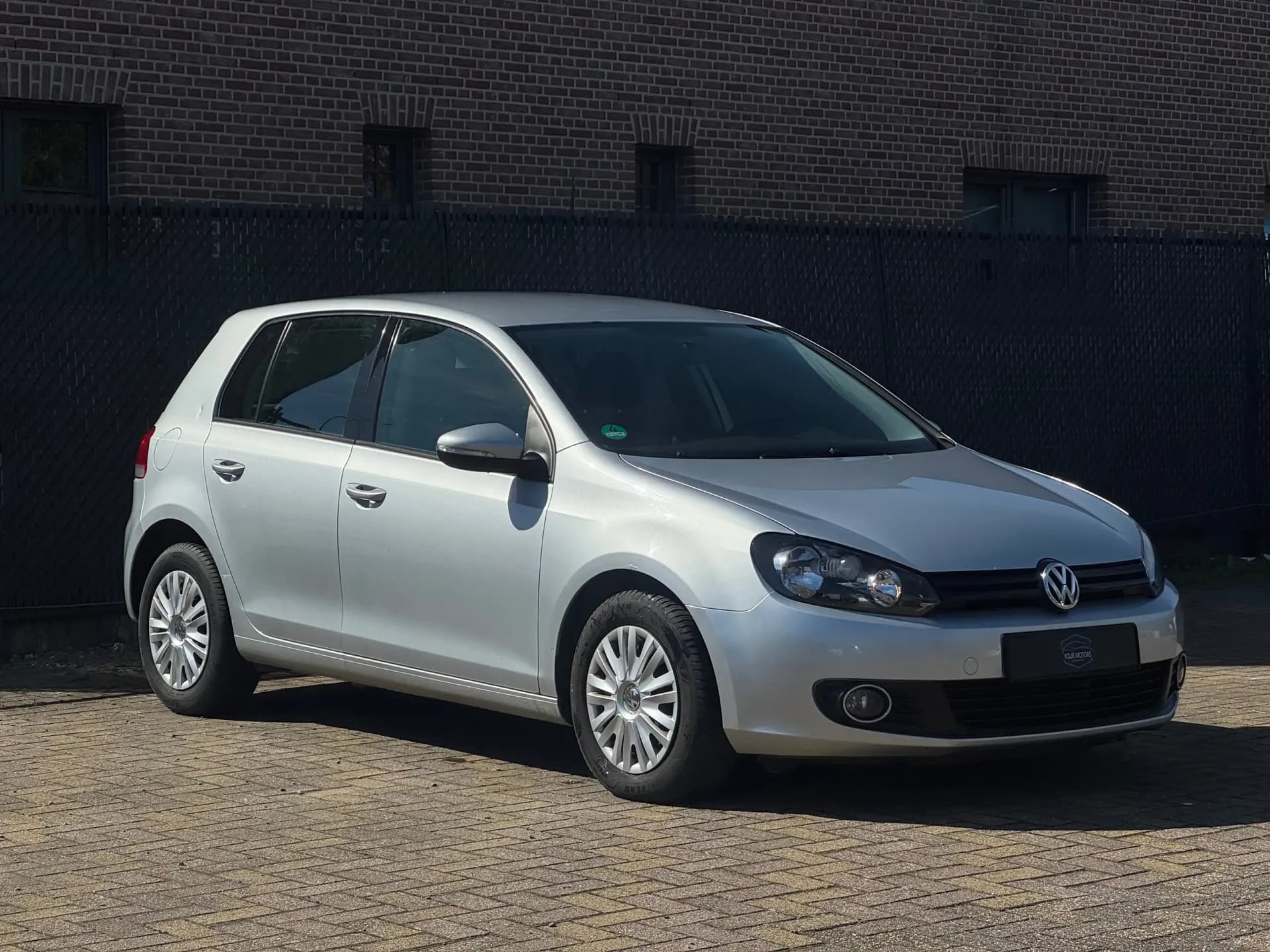 Volkswagen Golf Golf VI 135DKM 2011 Benzine GEKEURD&GARANTIE tweedehands te koop bij YOUR MOTORS Sint-Niklaas — foto 2