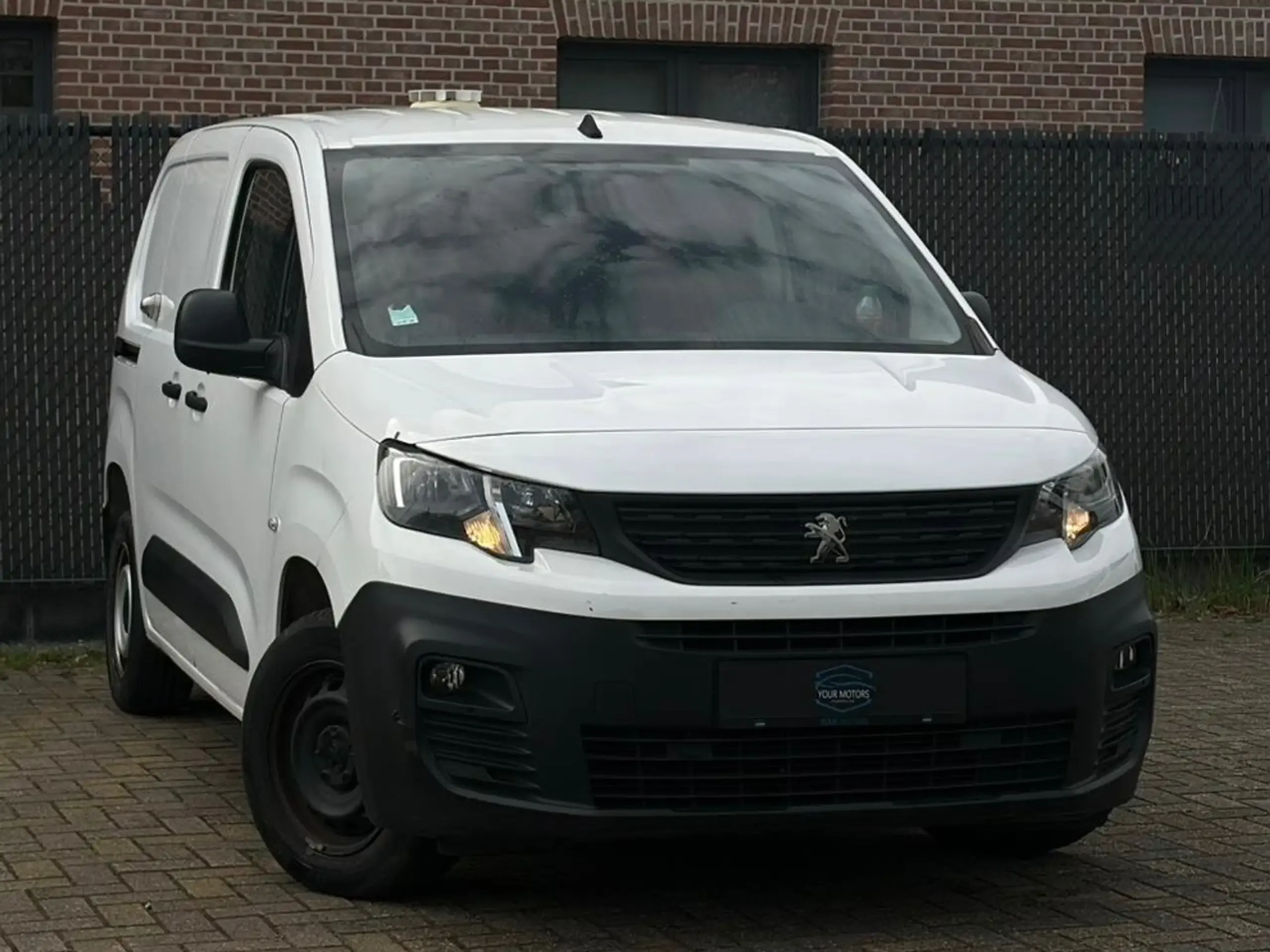 Peugeot Partner 1.5 PREMIUM L1 53DKM LV 2021 - Main
