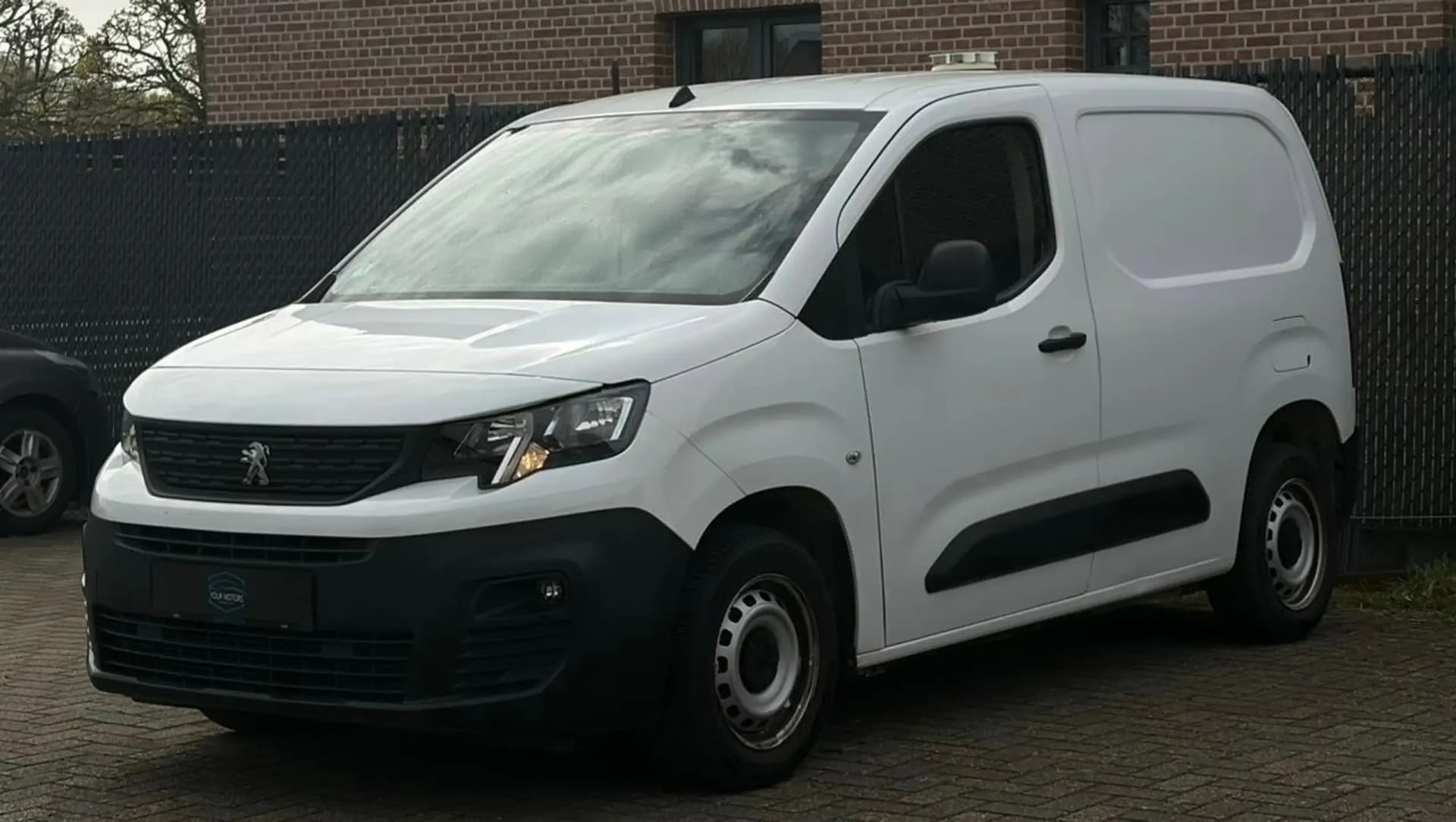 Peugeot Partner 1.5 PREMIUM L1 53DKM LV 2021 - Detail 3