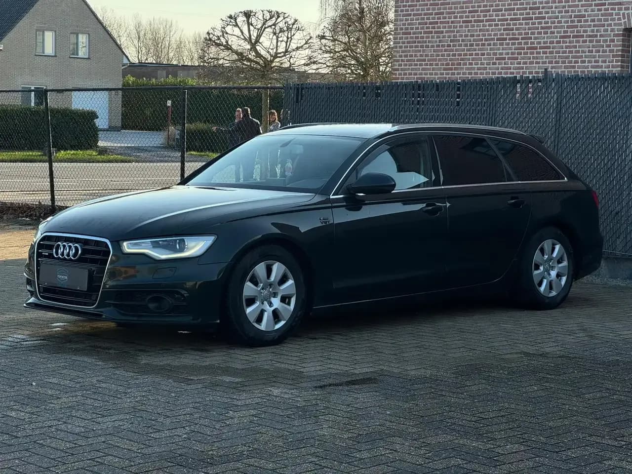 Audi A6 3.0 V6 QUATTRO S LINE - Detail 2