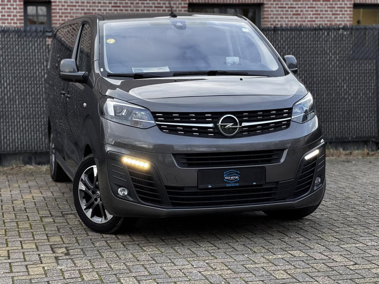 Opel Vivaro LV - Verkocht - YOUR MOTORS