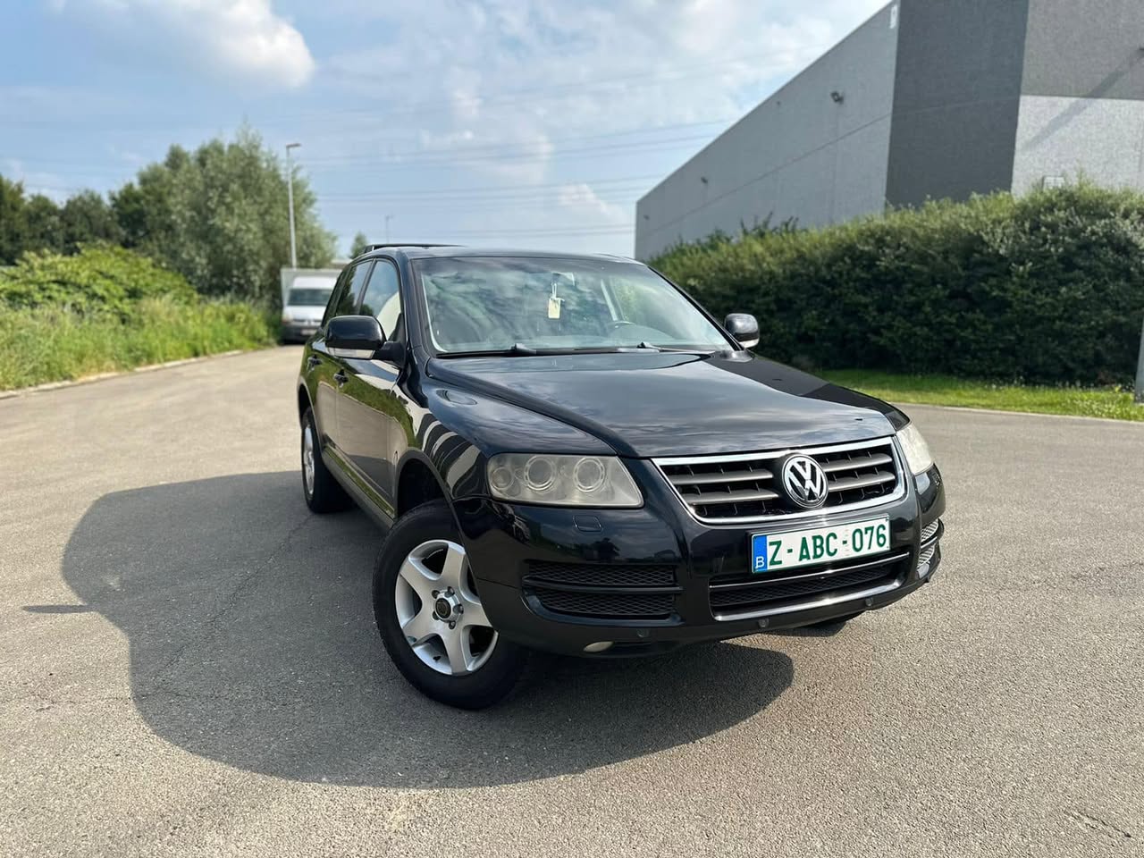 Volkswagen Touareg - Verkocht - YOUR MOTORS